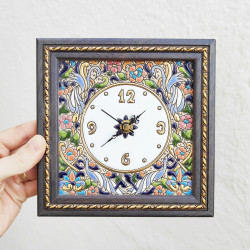 Horloge en céramique - 18cm. -