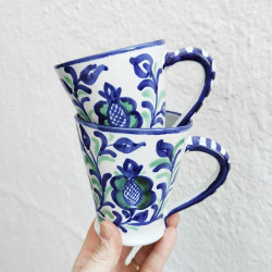 Set de deux mugs - 10,5 cm.