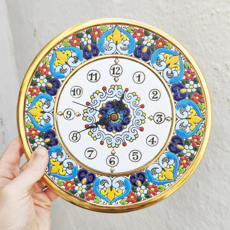„Kunst“-Uhr – 24 cm –