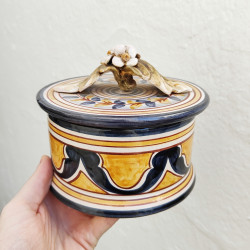 Ceramic box "Rama" - 18cm. -