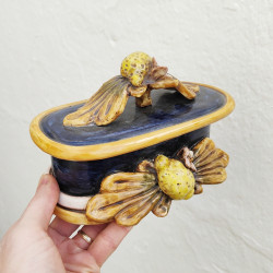 Ceramic box "Rama" - 18cm. -