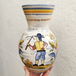 Cruche de céramique - 25 cm. -