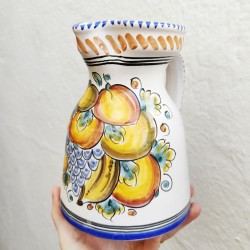 Cruche en céramique - 20 cm. -