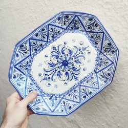 Ceramic tray - 32cm.