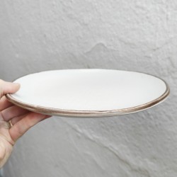 Set of 2 Dinner plates.