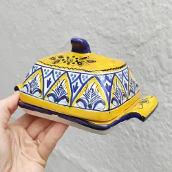 Butter dish in ceramic