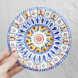 Piatto in ceramica - 18 cm.
