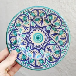 Piatto in ceramica - 18 cm.