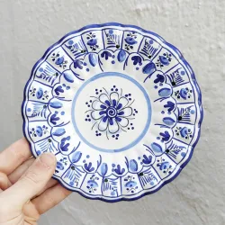 Piatto in ceramica - 18 cm.
