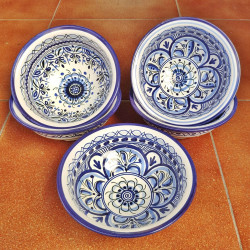 Set di 3 ciotole da 16 cm.