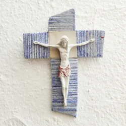 Crocifisso in ceramica - 26 cm.