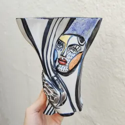 Piece "Vase" - 20 cm. -