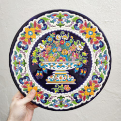 Plate "Arte" - 32 cm. -
